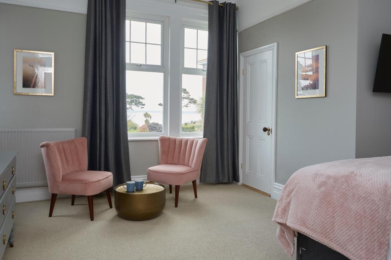 Sentry Mead Hotel Totland  Экстерьер фото