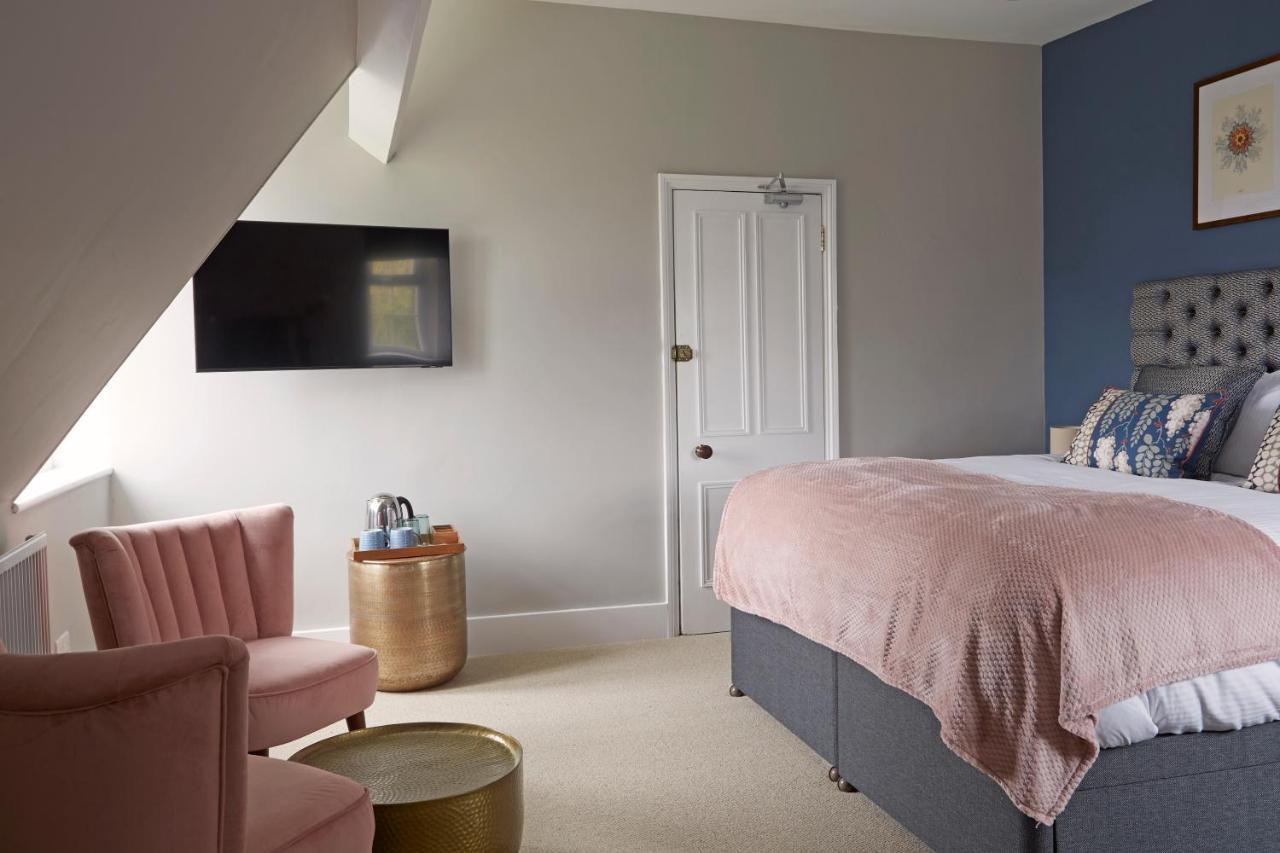 Sentry Mead Hotel Totland  Экстерьер фото