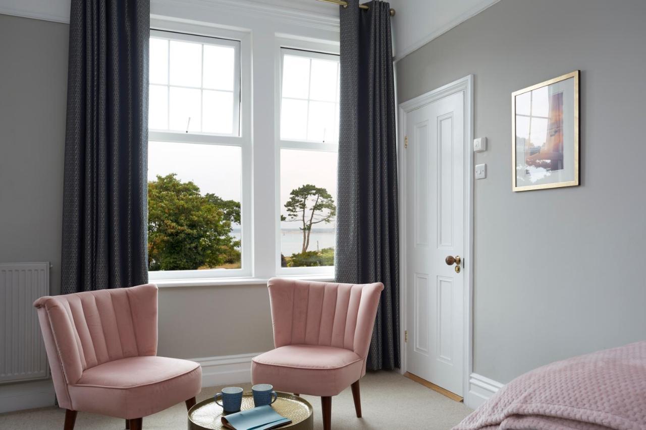 Sentry Mead Hotel Totland  Экстерьер фото